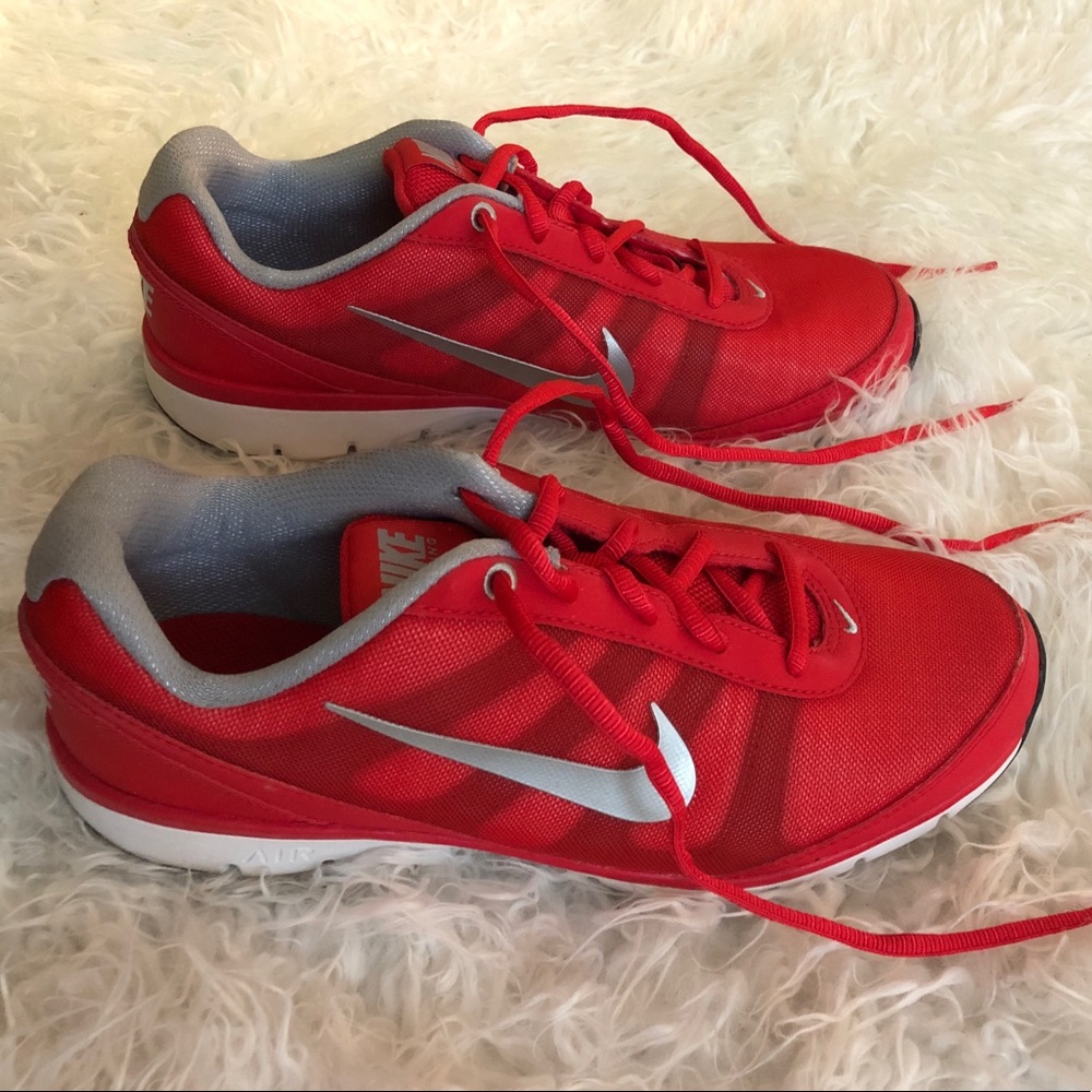 LOOK BRAND NEW!! Nike Air Total Core TR